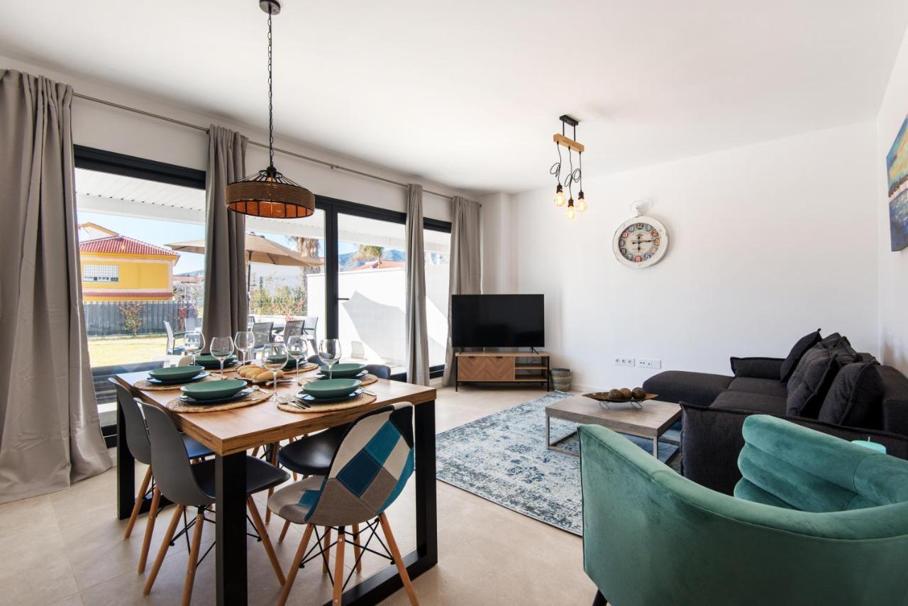 Alamar The Best Luxury Apartment On The Beach Торремолінос Екстер'єр фото